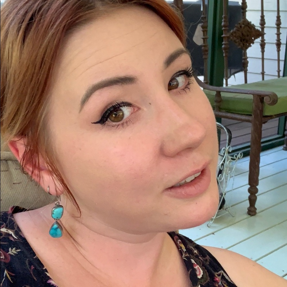 Meet your Posher, Melanie